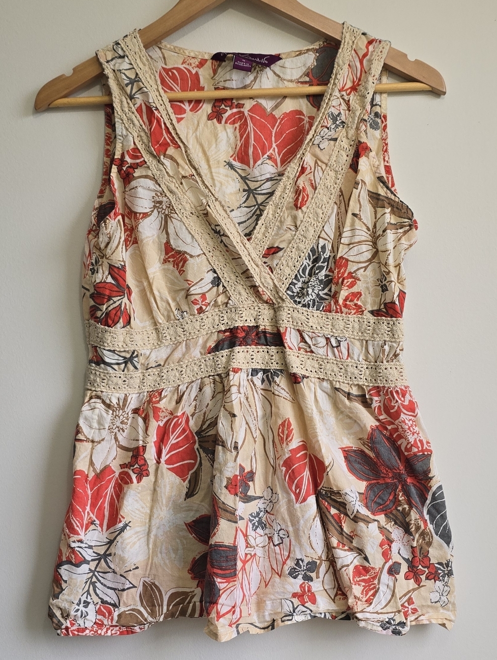 Gloria Vanderbilt Floral Lace-Trim Top Size M
